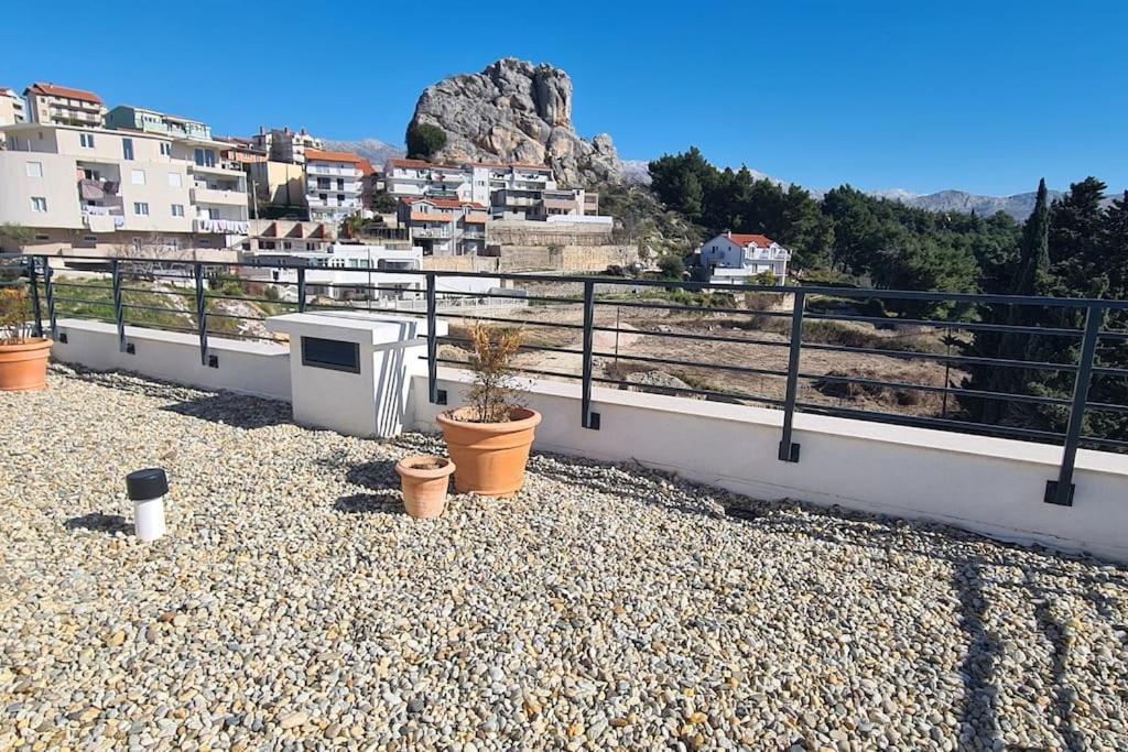 Apartment Ilari - Luxury 100m2 Penthouse, Terrace & View In