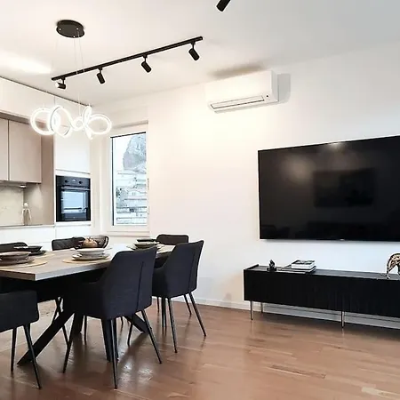 Ilari - Exclusive, Luxury Penthouse 100M2 & Private Garage Apartment Split Exterior photo
